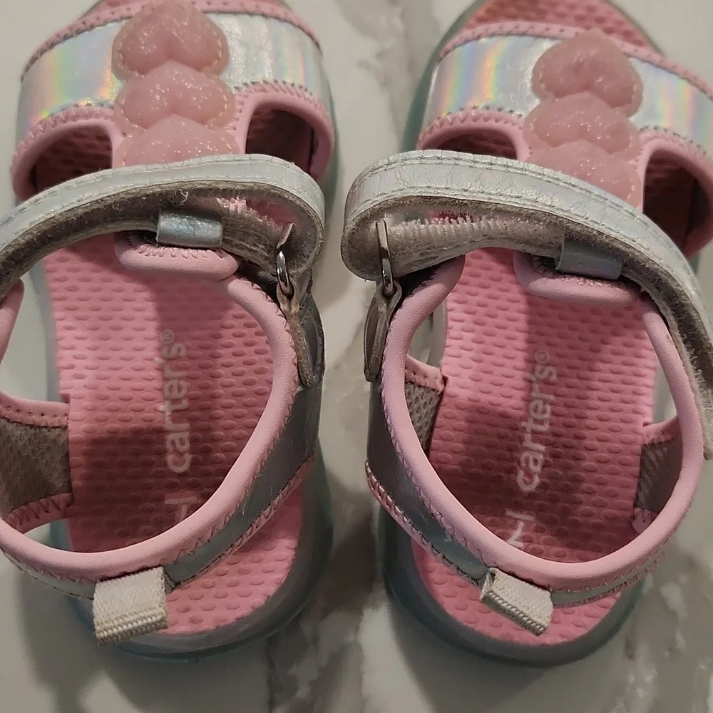 7T Carter's light up sandals